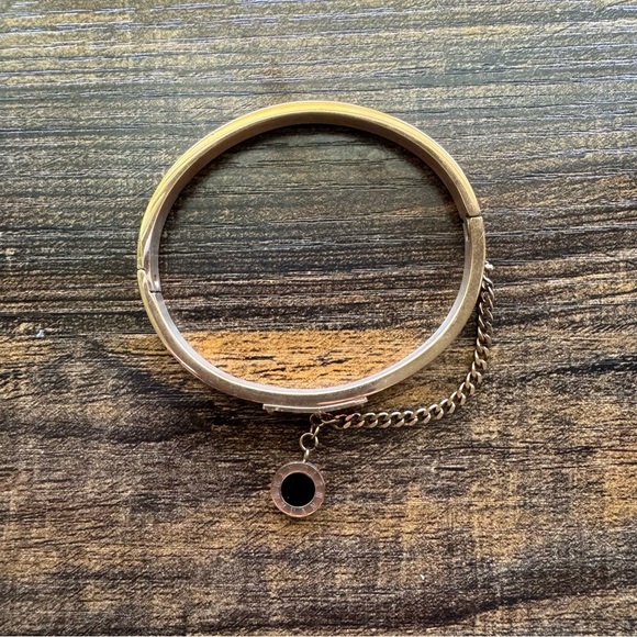 Elegant Bronze Plated Bangle Bracelet - Picture 1 of 5